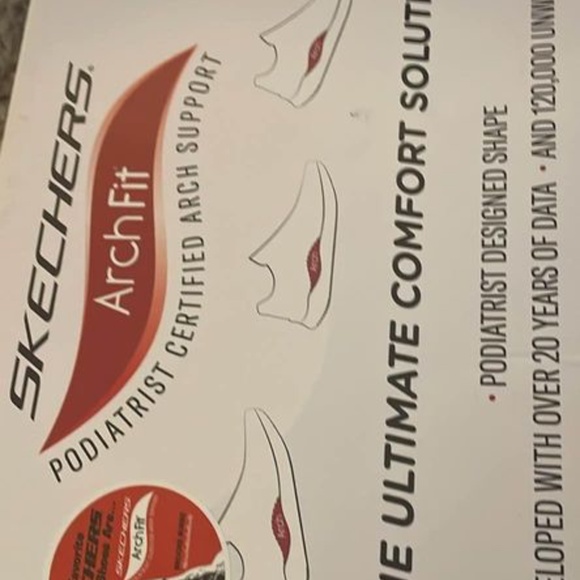 BRAND NEW women skechers arch fit vista inspiration slip on shoes size US 7.5 - Picture 9 of 9